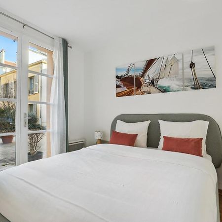 Le Montesquieu Apartment Versailles Bagian luar foto